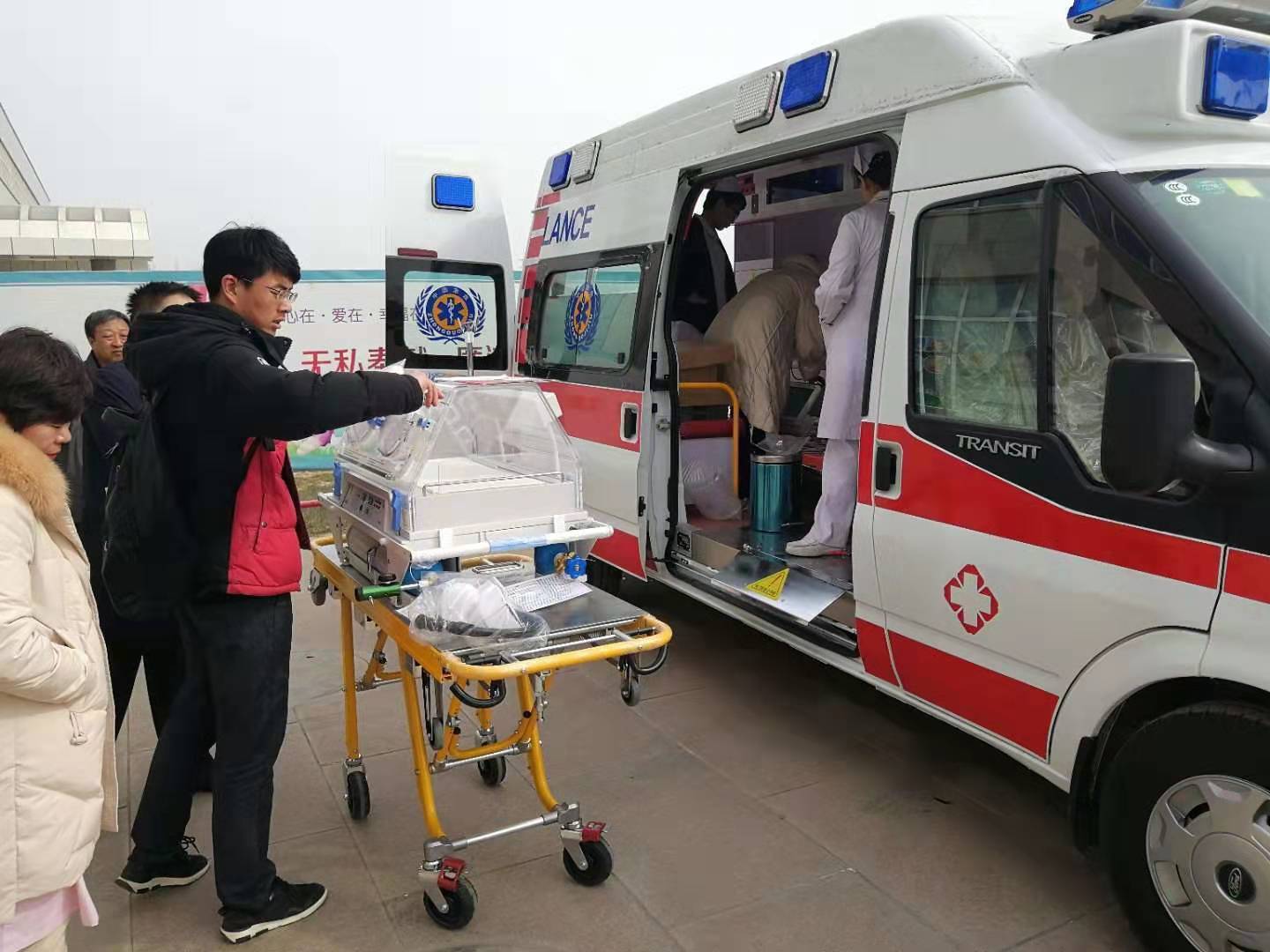 盘州市救护车转院
